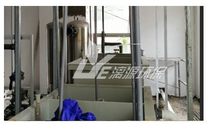 在工業污水處理中反應箱的安裝