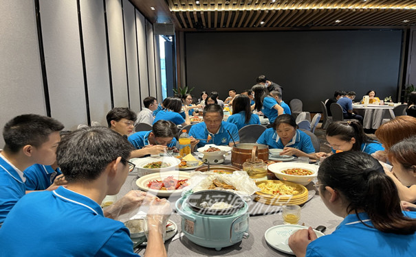 漓源環(huán)保“包粽子大賽”落下帷幕